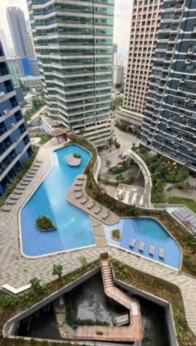 Great View 1 Bedroom Condo In Makati Near Trident Tower Manila Exterior photo