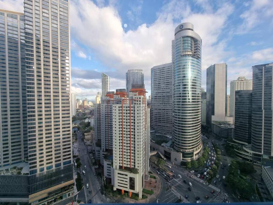 Great View 1 Bedroom Condo In Makati Near Trident Tower Manila Exterior photo